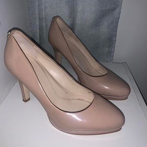 tahari nude heels